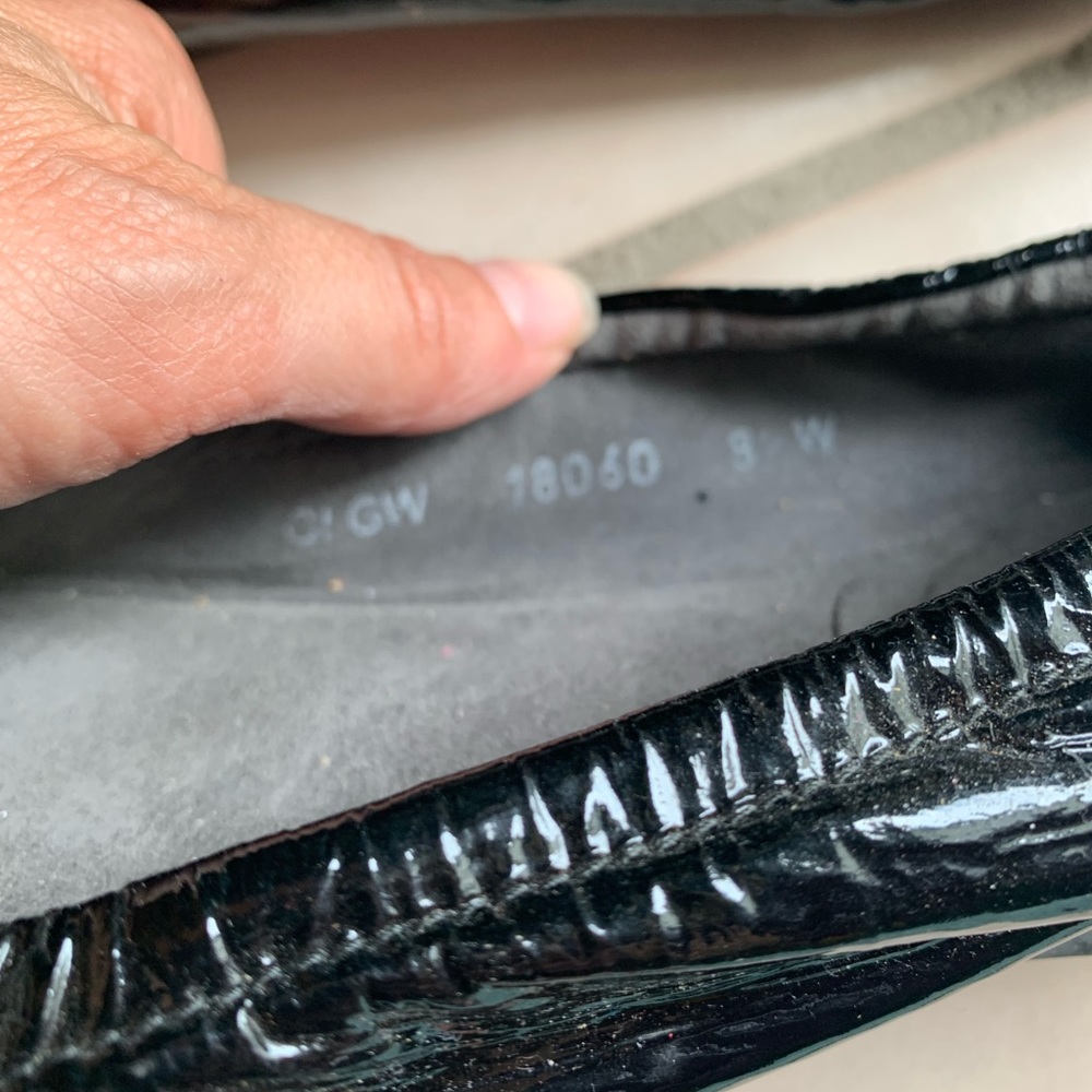 STUART WEITZMAN Black Patent Leather Loafers - Picture 5 of 5